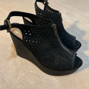 Elegant Black Wedge Sandals